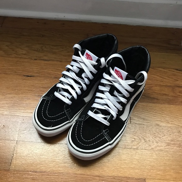 womens all black vans old skool